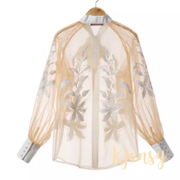 Malia Sheer Blouse - Picture 5 of 7